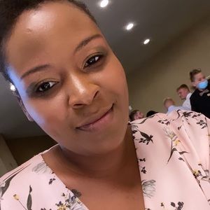 Meet your Posher, Pamela